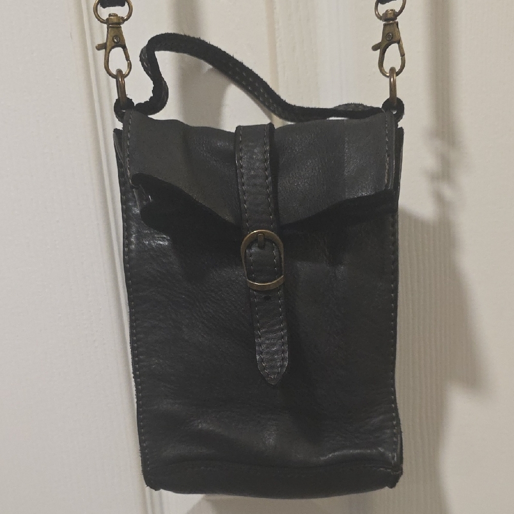 New, Coldwater Creek Full Grain Leather "Just Right" Cossbody Bag - Picture 5 of 16